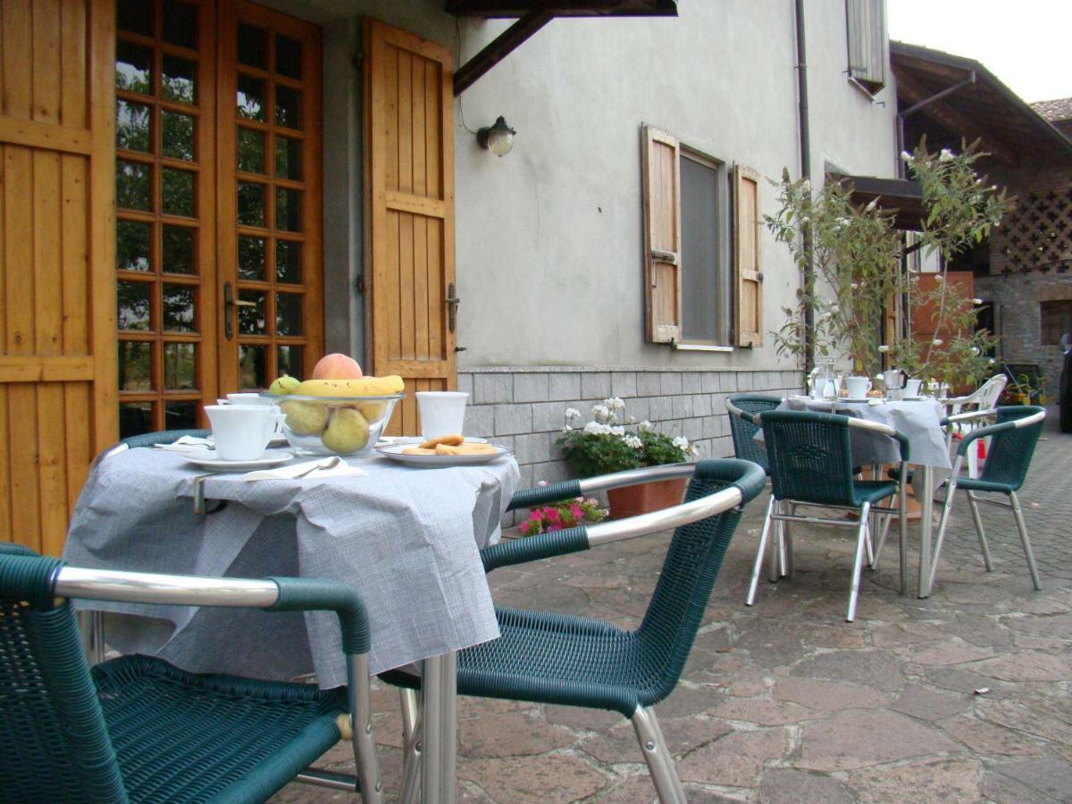 Il Canale Dei Mulini San Damiano Exterior foto